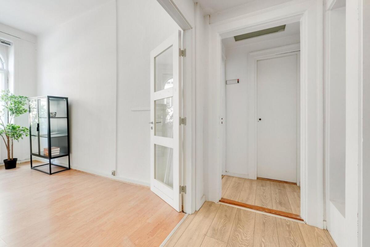 Apartment Stylish Flat - 200m2 Of Comfort